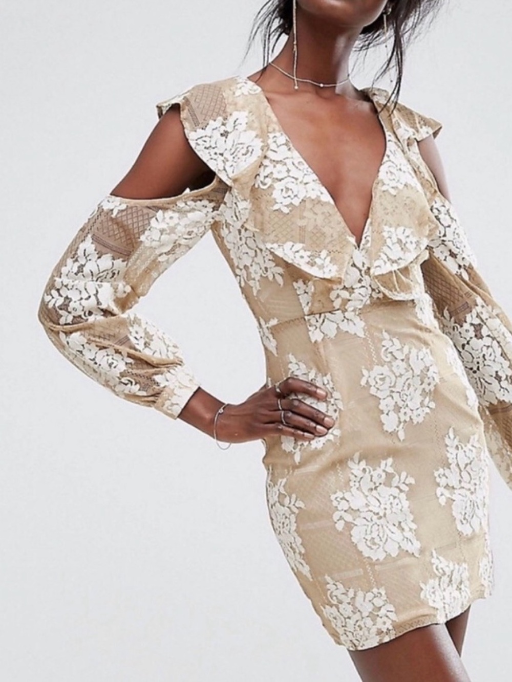 Cold-Shoulder Ruffle Floral Lace Dress in Cream - Missguided